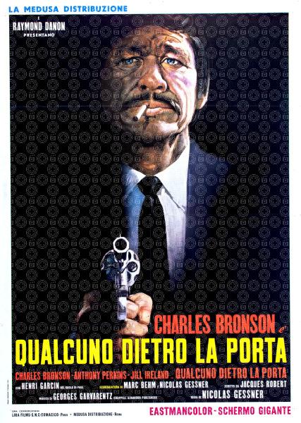 Qualcuno dietro la porta