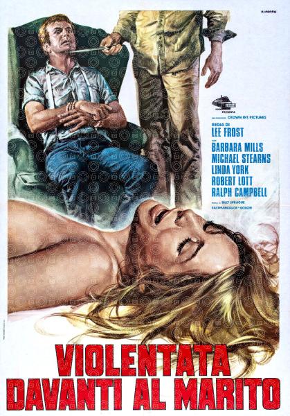 Violentata davanti al marito
