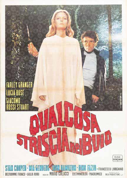 Qualcosa striscia nel buio